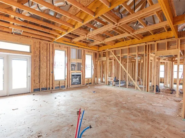 15404 Bedford Rd, Edmond, OK 73013