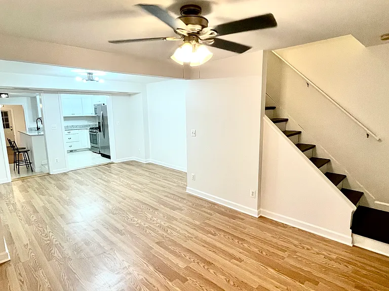 6541 Saint Helena Ave — Photo 3