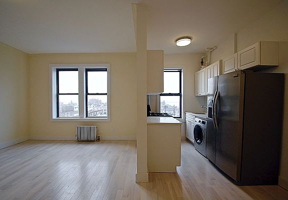 5th image of 92 Pinehurst Ave APT 6K