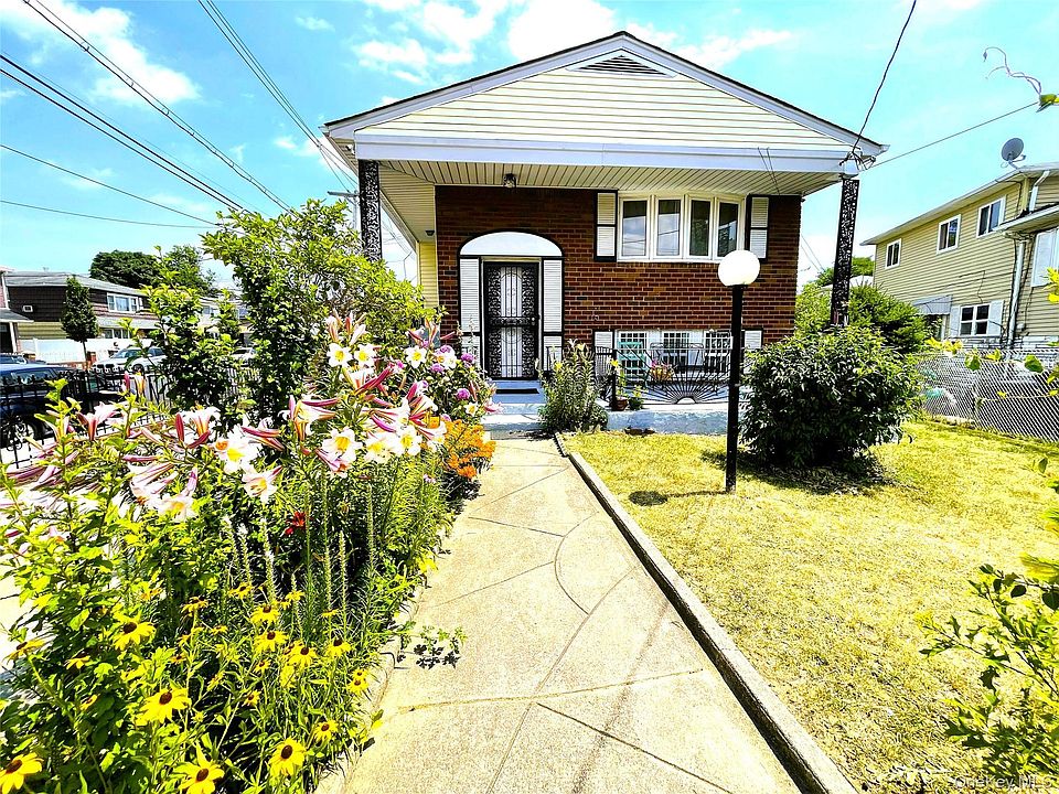 1st image of 155-76 115th Road