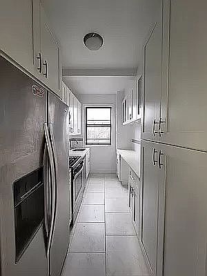 1st image of 140 W 86th St APT 3c