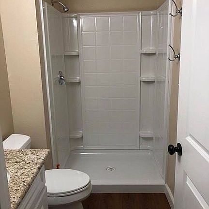 Bathroom 2 in Master Bedroom