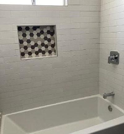 5th image of 261 Lindero Ave