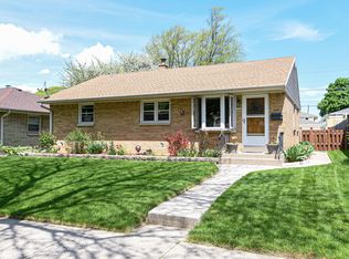 3268 E Whittaker Ave, Cudahy, WI 53110