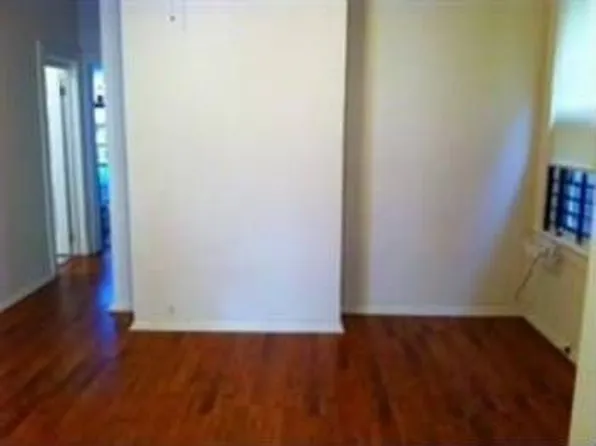 286 Old Bergen Rd, Jersey City, NJ 07305