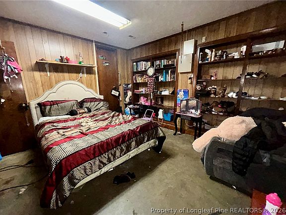 4th image of 922 Opal Rd