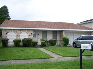 2532 E Catawba Dr, Harvey, LA 70058