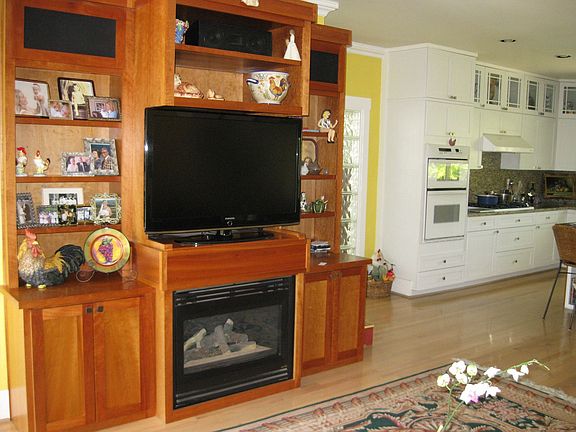 Kitchen fireplace and builtin