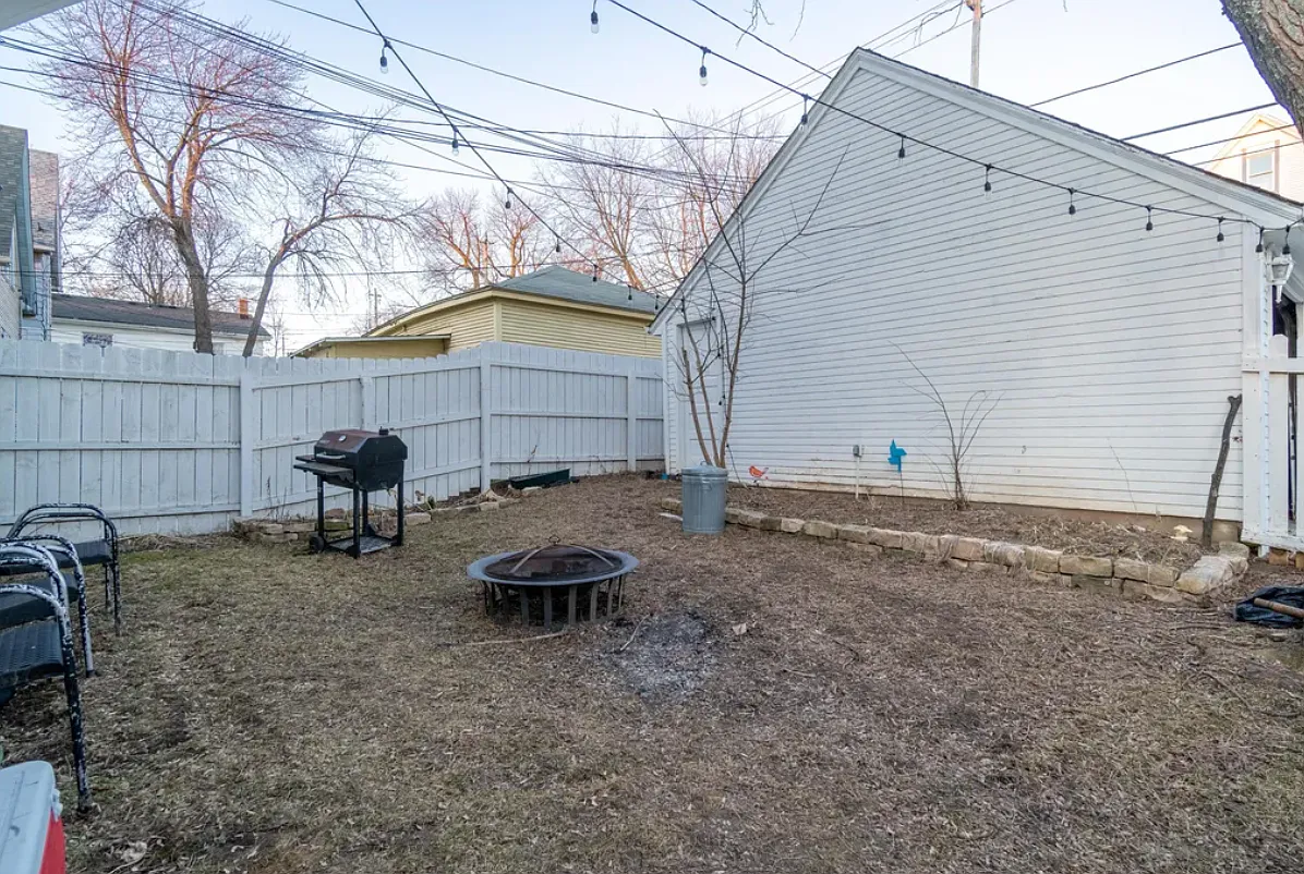 GMI 9: Bartlett - 3202 — Photo 2