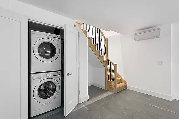 Rented by Owner | media 25