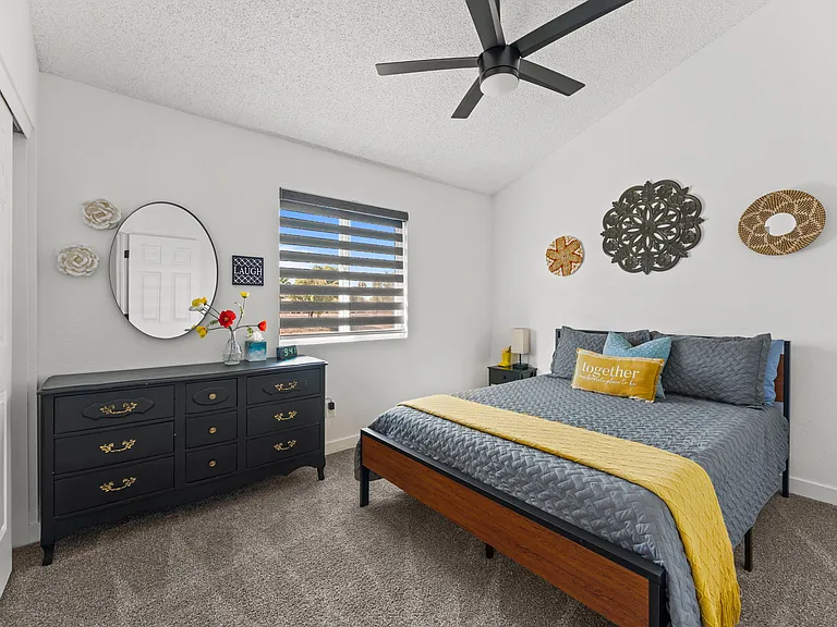 11417 W Orange Blossom Ln — Photo 37