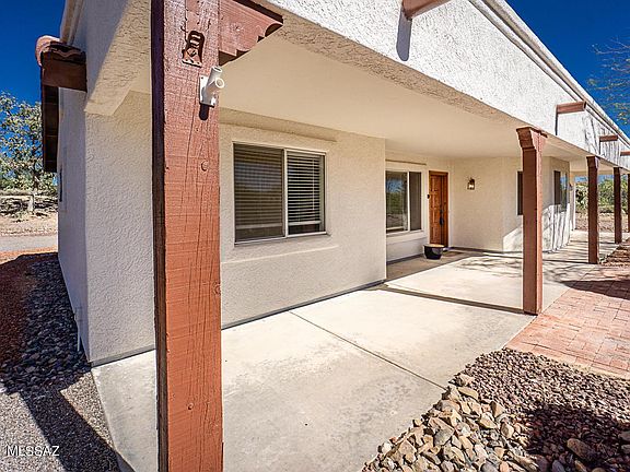 3rd image of 632 S Placita Prosperidad