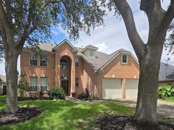 2111 Emerald Cove Dr