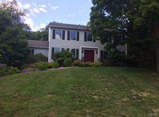 8127 George Taylor Rd, Fayetteville, NY 13066