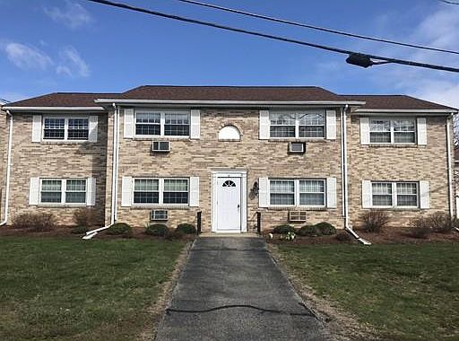 1st image of 10 Washington Park Dr APT 9