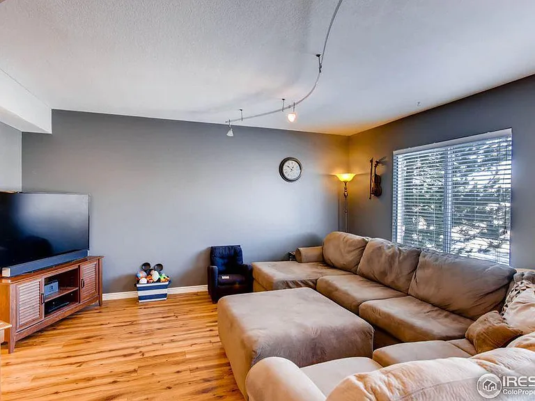 702 Crown Ridge Ln #2 — Photo 5
