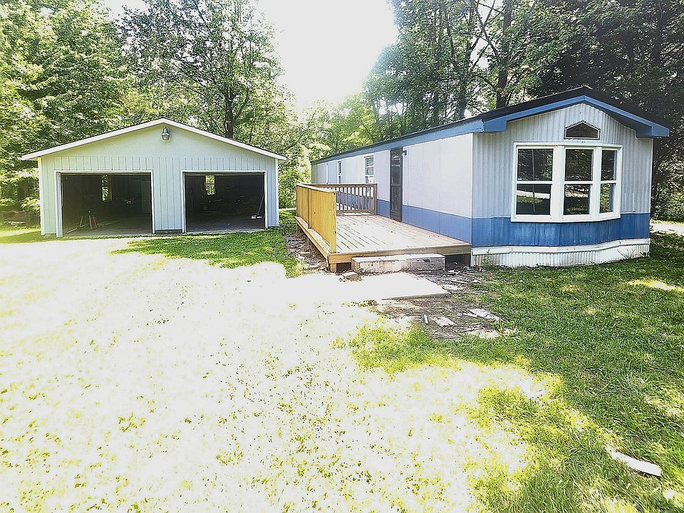 1st image of 319 Honey Locust Pl