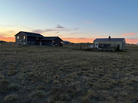 4th image of 15019 Mariah Ln