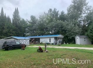 3269 13th Ln, Bark River, MI 49807
