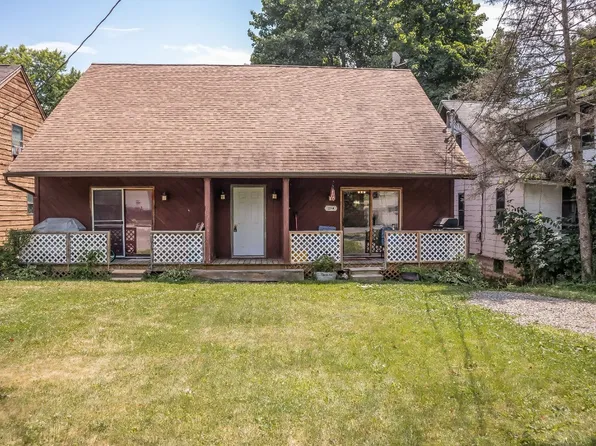 229 Airport Rd, Endicott, NY 13760