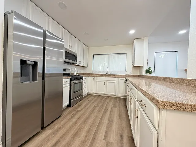 2306 E Finley Rd — Photo 12