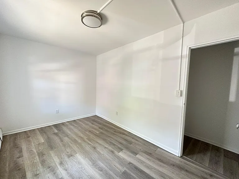 127 Wade St #13E — Photo 4