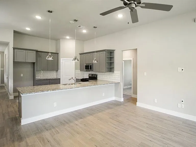 12970 Centaurus Ct — Photo 5