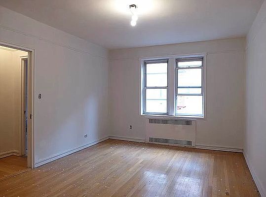 5th image of 1820 E 13th St APT 2E