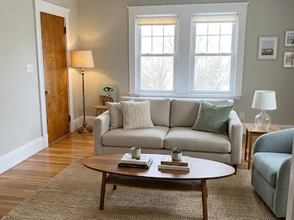 11 Sumner Rd #1, Salem, MA 01970