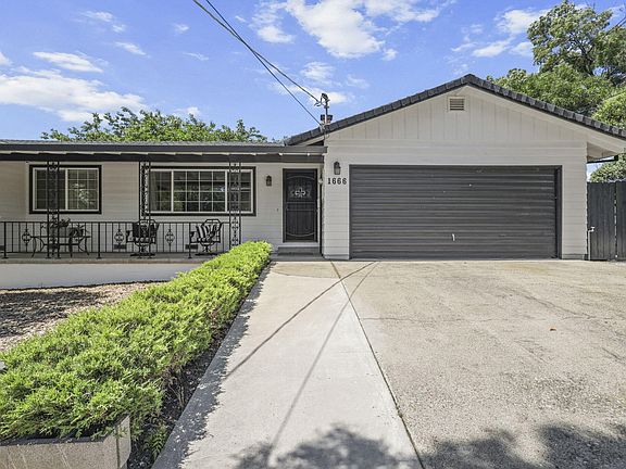 2nd image of 1666 Willis St