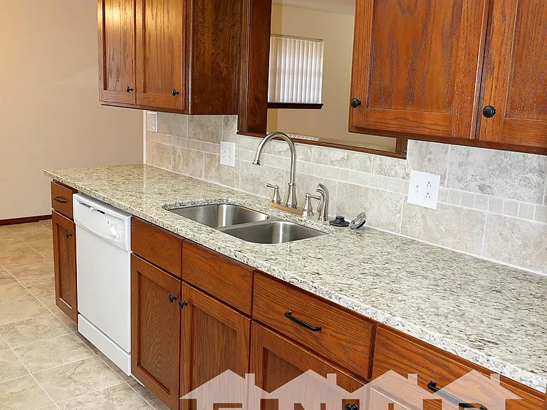 313 Split Rail Rd — Photo 5