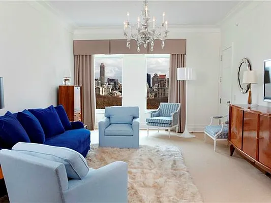 Rented by Sotheby's International Realty | media 34