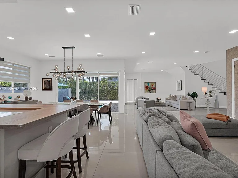 7509 NW 99th Ave — Photo 17