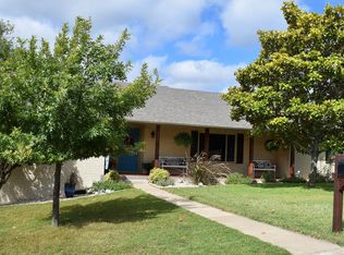806 Alamo Dr, Kerrville, TX 78028