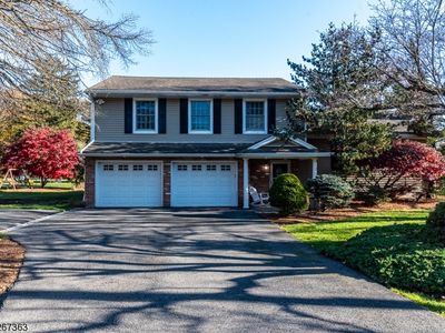 1 Foothill Dr, Kinnelon, NJ, 07405
