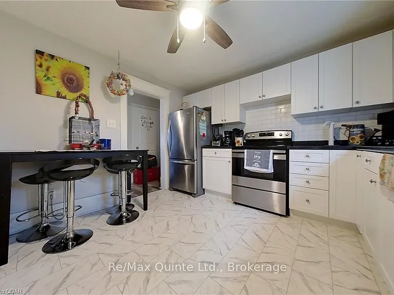 218 Coleman St — Photo 19