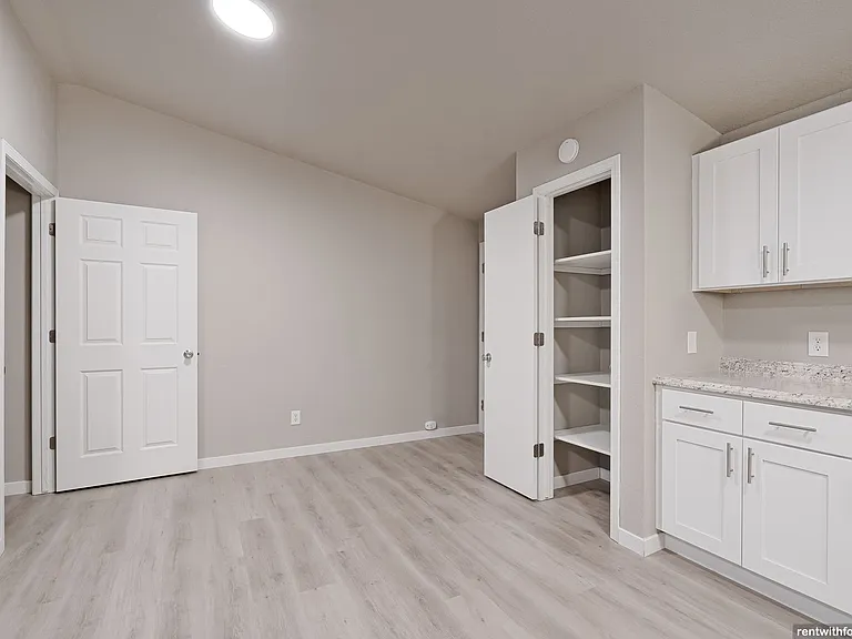 3809 E. River Dr. — Photo 3