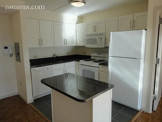 Rented by Corcoran | media 31