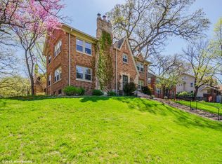 553 53rd St, Des Moines, IA 50312