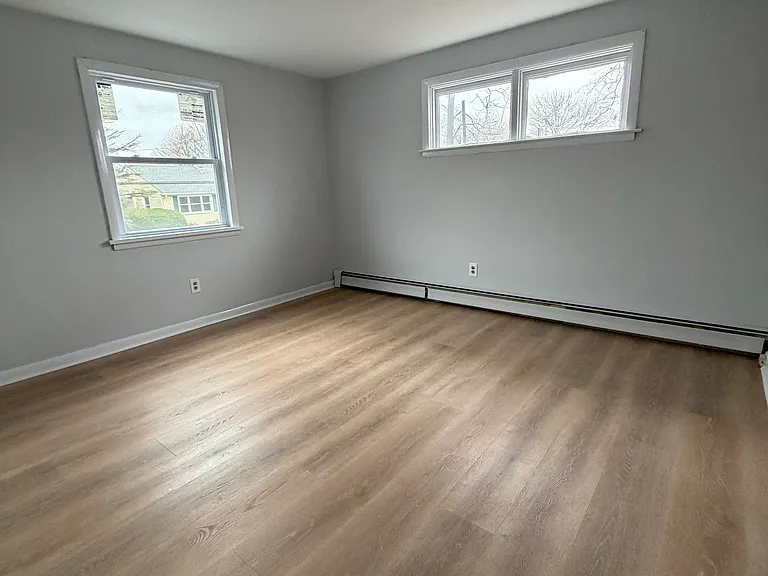 164 Sycamore St #1L — Photo 7