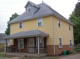 303 S Jackson St, Palestine, IL 62451