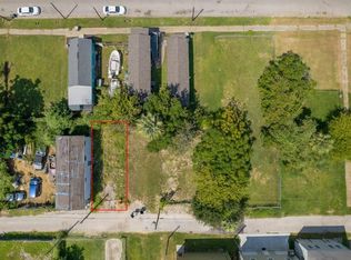 3915 Winnie St, Galveston, TX 77550