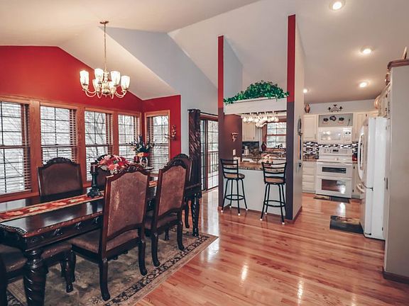 4th image of 1612 Knox Cir