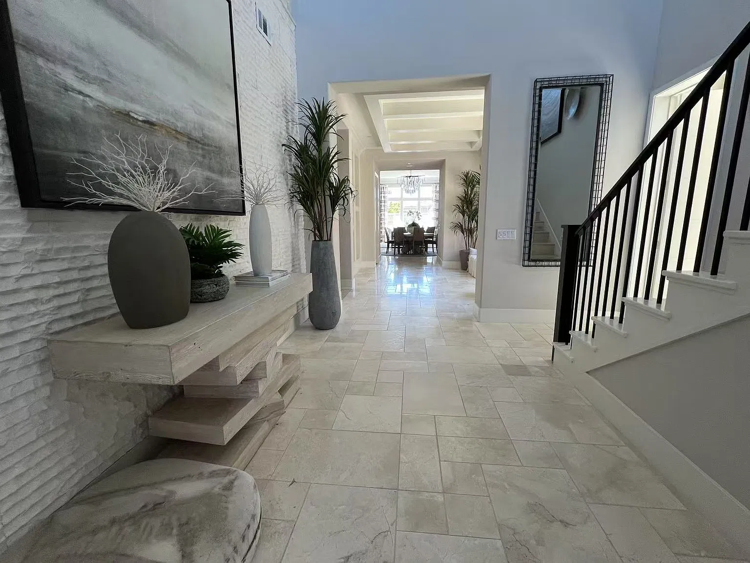 3 bed, 3.5 bath, 3564 sqft, $9,500 — Photo 2