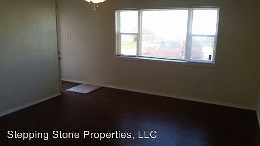 4th image of 2311 NW 41st St