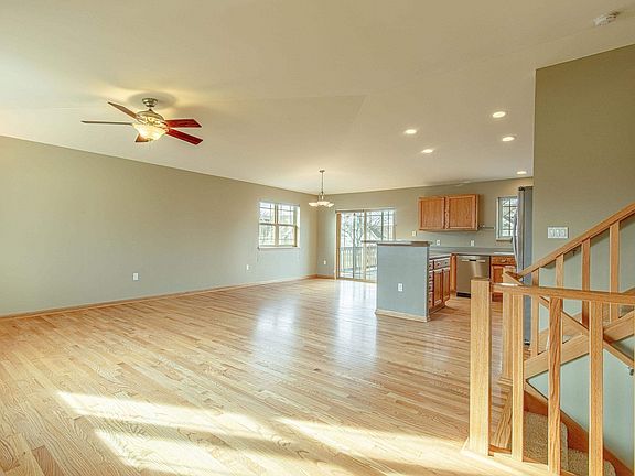 4th image of 6281 Perrot Pl