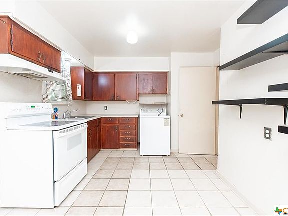 4th image of 2707 Hillside Dr