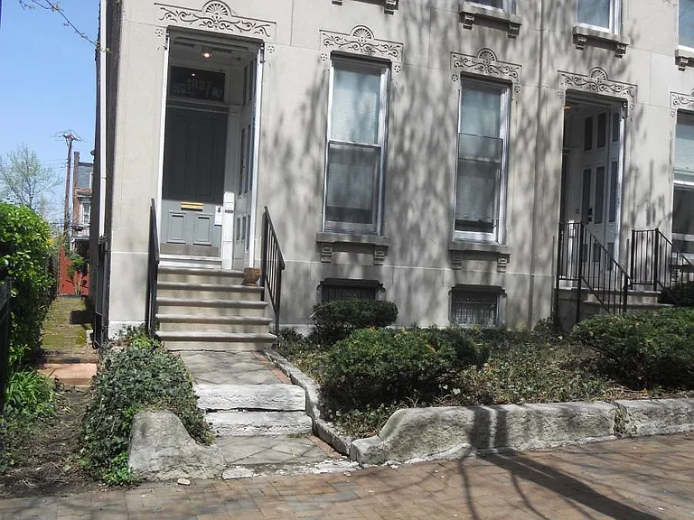 1827 Lasalle St #27A — Photo 11