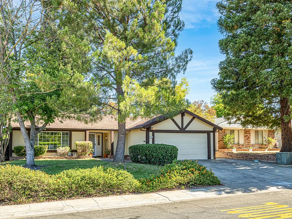 1st image of 4765 Papaya Dr