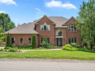 512 Laurel Oak Dr, Sewickley, PA 15143